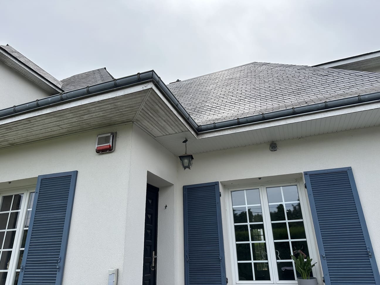 Cache-Moineaux et Gouttières